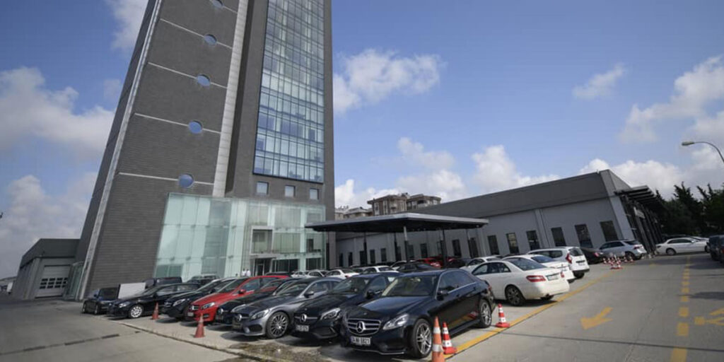 Mercedes Koluman Satış Bayileri